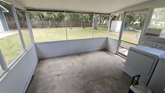 Building Photo - 36850 Haynes Rd