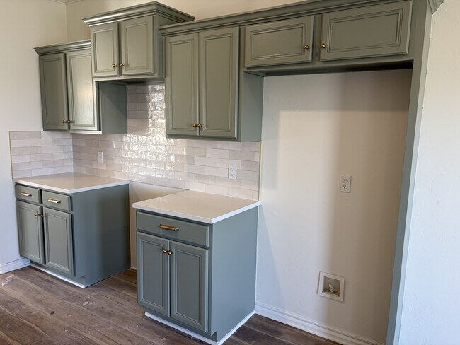 Building Photo - 11601 Hackney Ln