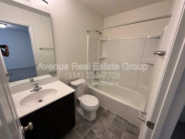 Building Photo - 5571 Walden Ridge Dr
