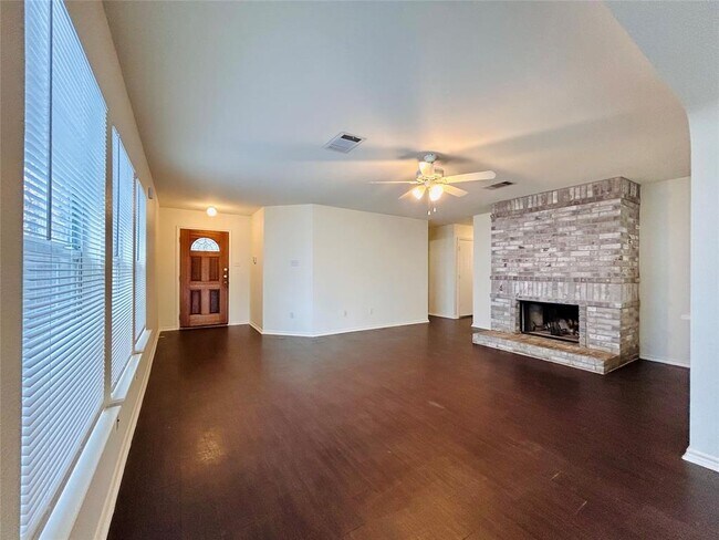 Building Photo - 1235 Deerhound Pl