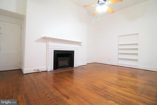 Building Photo - 30 S 22nd St