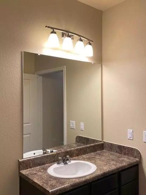 Building Photo - 505 Sunset Dr
