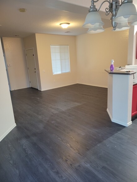 Building Photo - 6675 Caporetto Ln