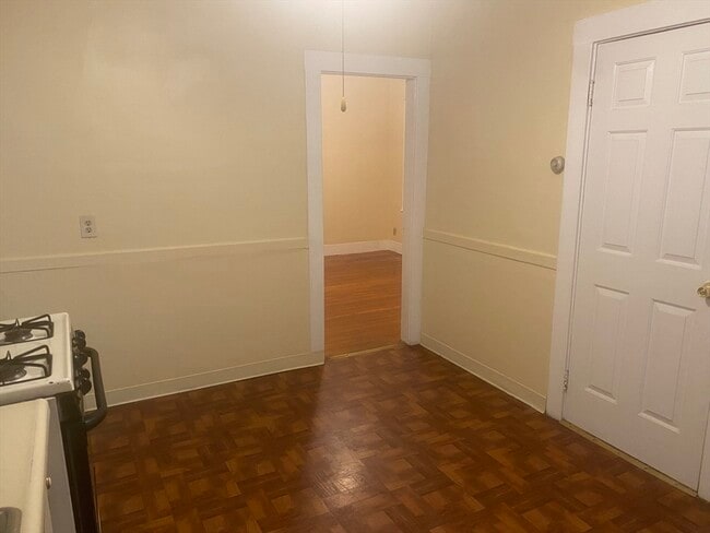 Building Photo - 242 Hyde Park Ave