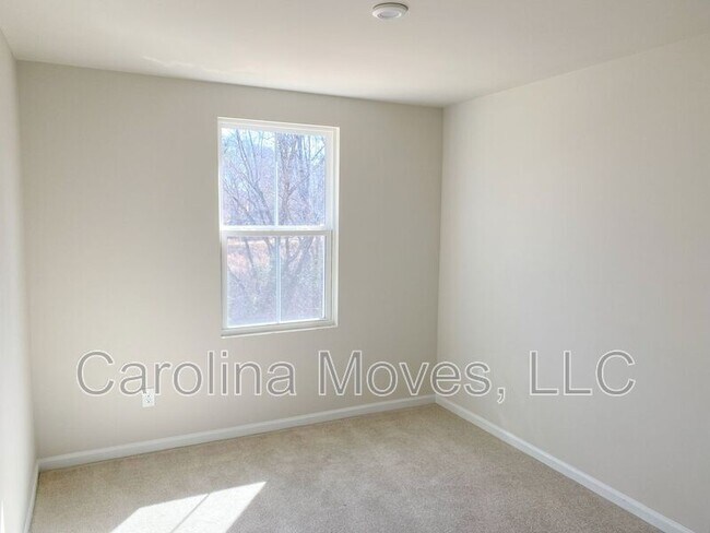 Building Photo - 156 Sarnesfield Wy