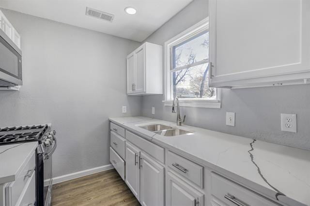 Building Photo - 904 21st St