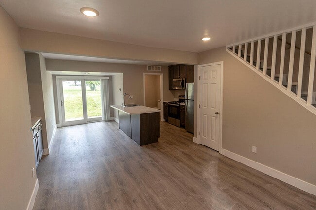 Building Photo - 3607 Greeley Dr