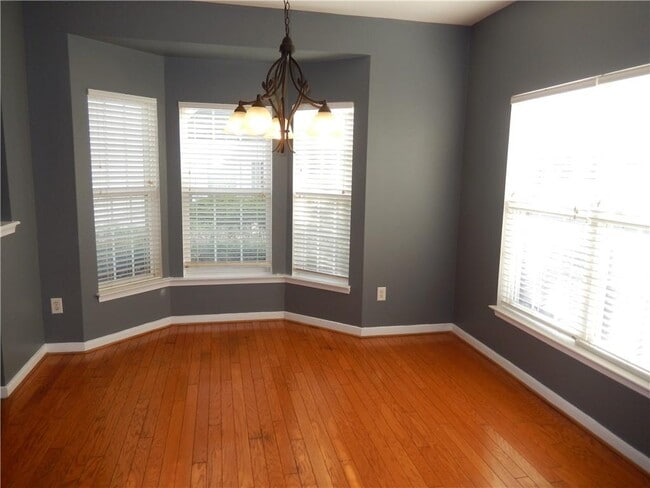 Building Photo - 3818 Dominion Townes Cir