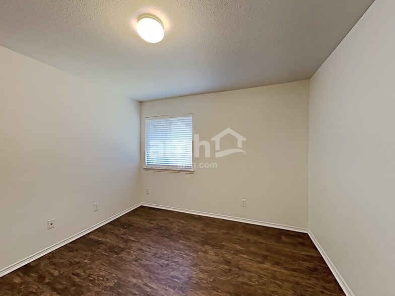 Building Photo - 11039 Arabian Palm