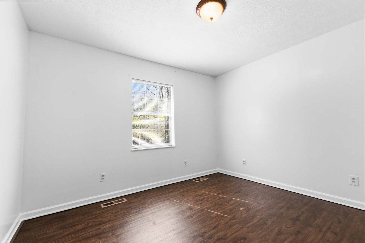 Building Photo - 114 Sequoyah Dr