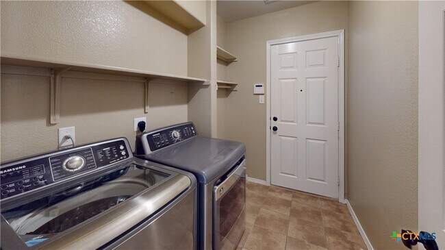 Building Photo - 5602 Birmingham Cir