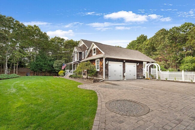 Building Photo - 156 Maggie Dr