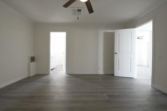 Building Photo - 20701 Beach Blvd