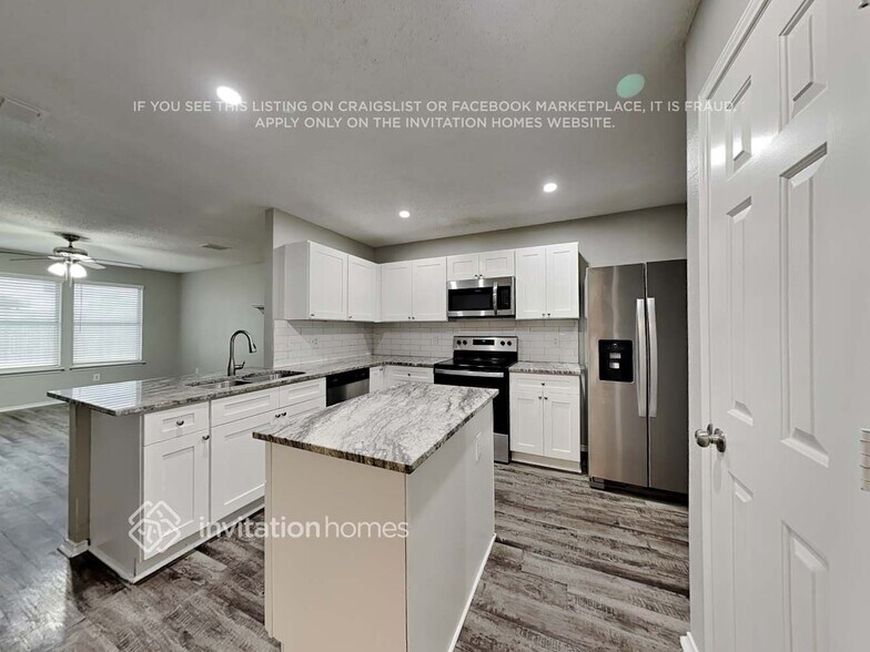 Building Photo - 1013 Manassas Dr