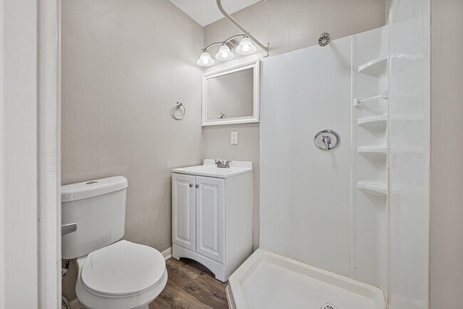 Building Photo - 4241 Tee Jay Dr NW
