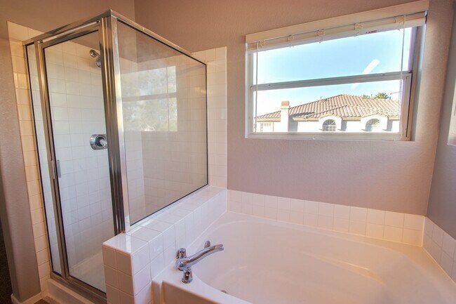 Building Photo - Summerlin west home