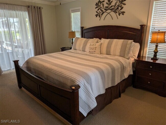 Building Photo - 5008 SW 9th Pl