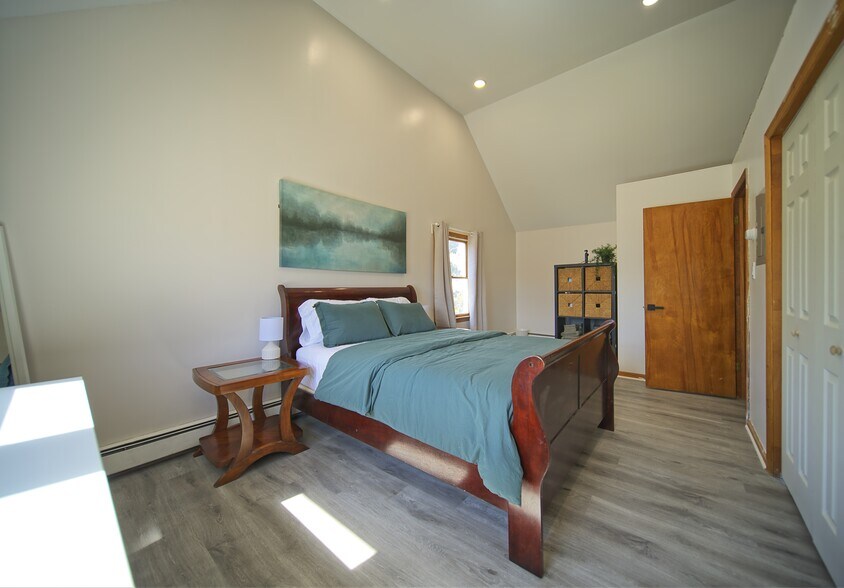 Building Photo - 457 Jackson Ave