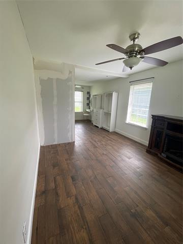 Building Photo - 214 Glory Ave
