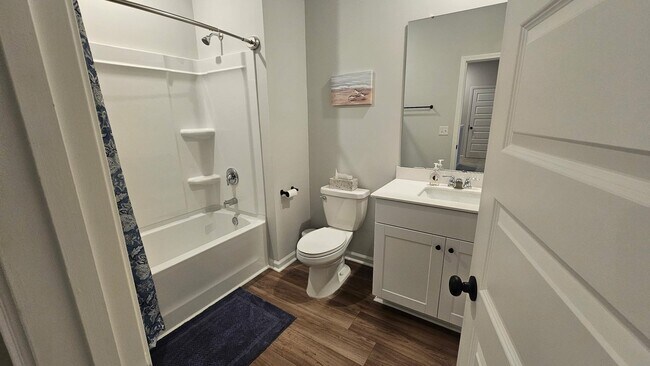 Building Photo - 515 Southwind Way