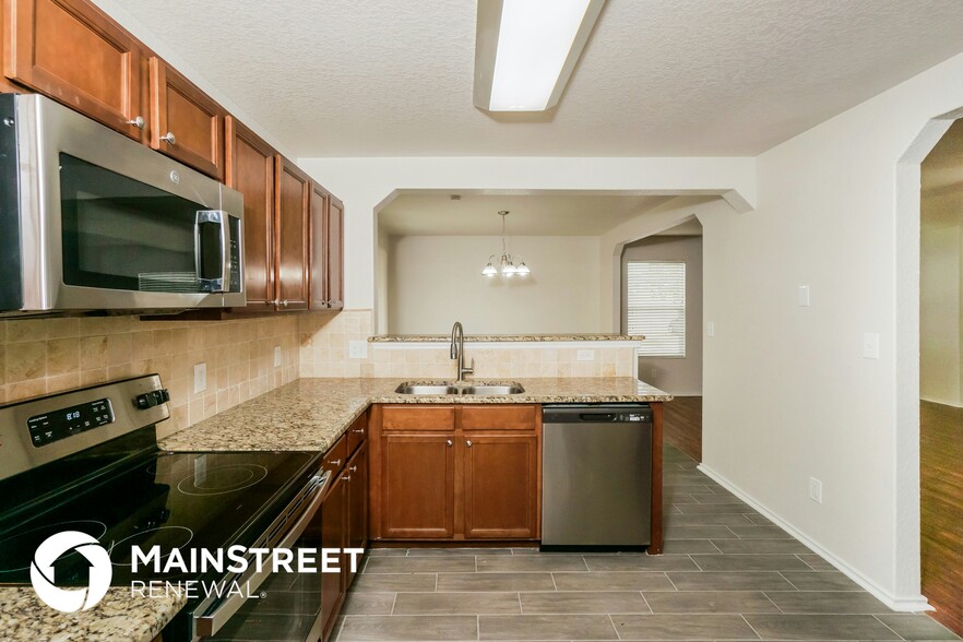 Building Photo - 10938 Western Cactus