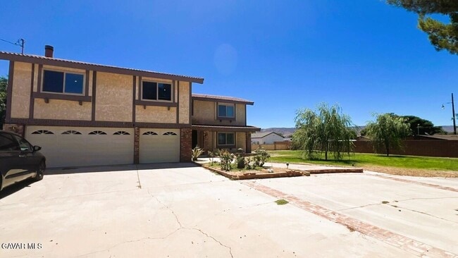Primary Photo - 5020 W Ave K 10