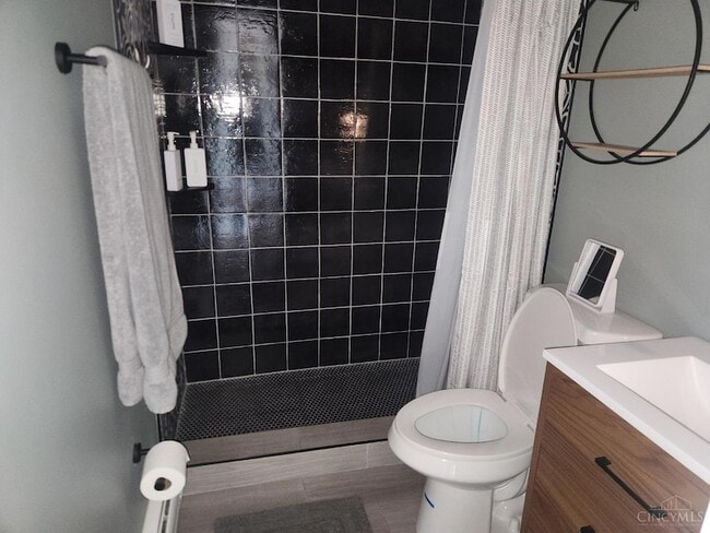 Building Photo - 399 Oregon St