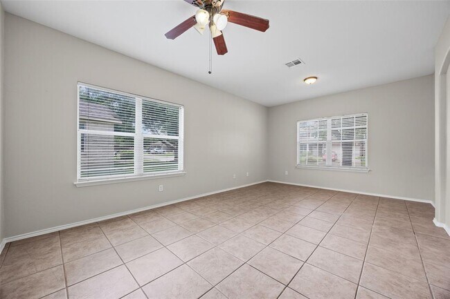 Building Photo - 20521 Farm Pond Ln
