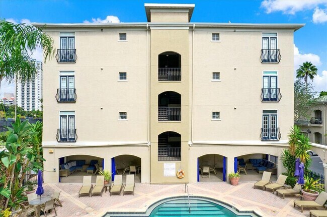 Building Photo - 501 Knights Run Ave