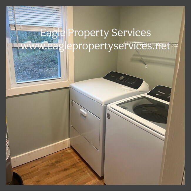 Building Photo - 236 Turvey Nichols Rd