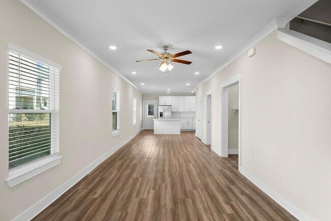 Building Photo - 356 N Sand Palm Rd