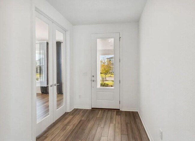 Building Photo - Newer Construction! Tons of Amenities! Wildlight Community!