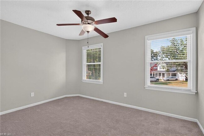 Building Photo - 5605 Tendril Last