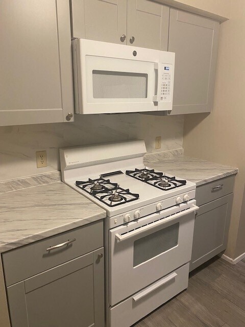 New Cabinets and Countertops - 1213 Westway Cir