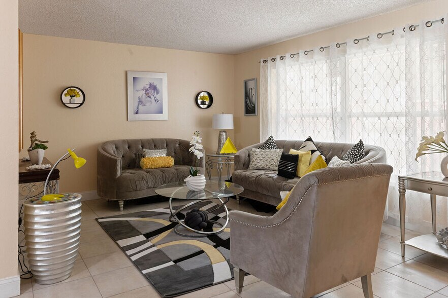 Building Photo - 7560 NW 16th St