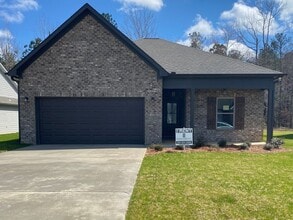 Building Photo - 140 Ridgeview Cir