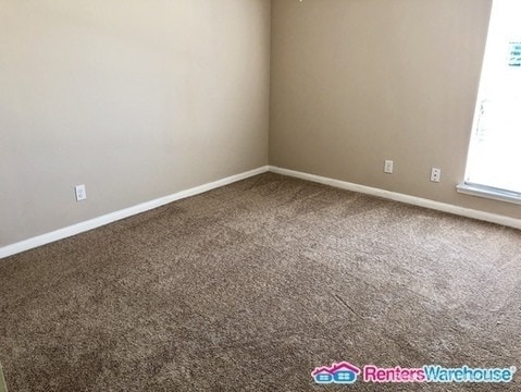 Building Photo - Gorgeous 4/3 London Townhomes community