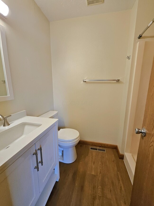 Building Photo - 101 Andrew Ct E