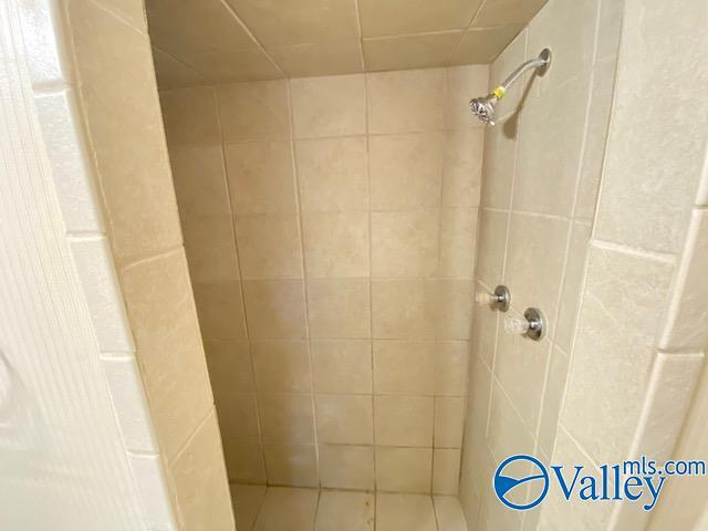 Building Photo - 2509 Rochell Dr NW