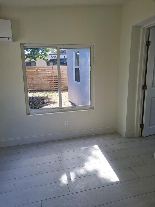 Building Photo - 4390 Ter