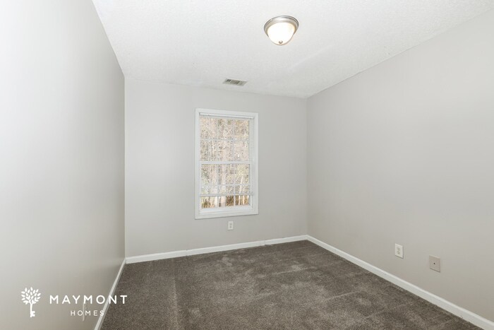 Building Photo - 6427 Olmadison Ln