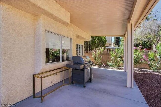 Building Photo - Summerlin Beauty! Unfurnished