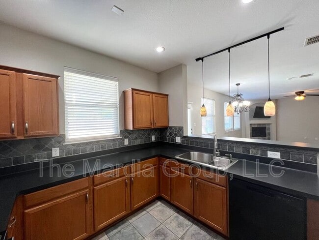 Building Photo - 8928 Belvedere Dr