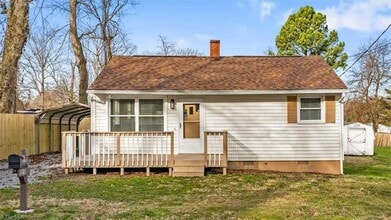 Building Photo - 1101 Hickory Ave