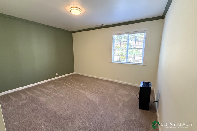 Building Photo - 3-Bedroom, 1-Bathroom Home with Large Yard & Garage in South San Francisco