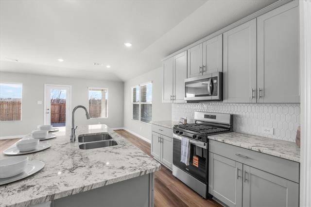 Building Photo - 6653 Vly Lk Ln