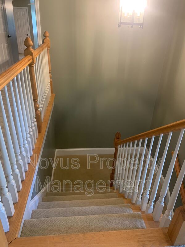 Building Photo - 119 Tullamore Trail