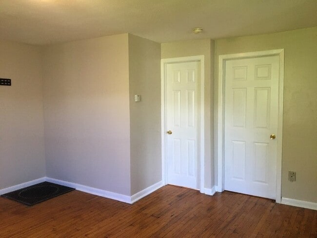 Dining Room - 1406 Butternut St