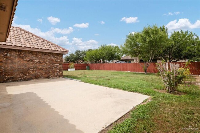 Building Photo - 3121 Whitewing Ave