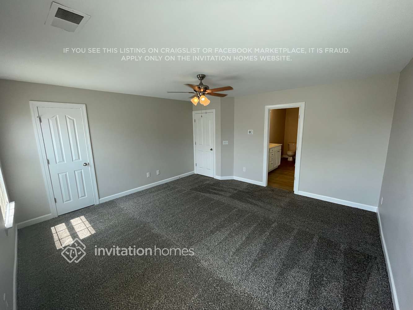 Building Photo - 527 Clearwater Dr